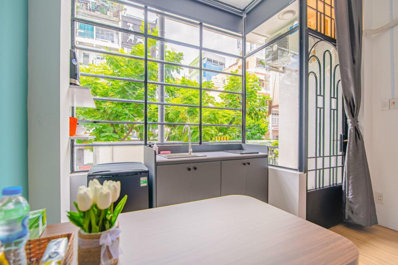 Khách sạn hẻo lánh 11 Chambers Saigon - Benthanh D1 TP. Hồ Chí Minh